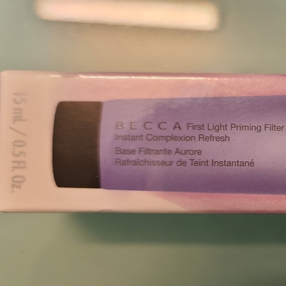 Becca primer - Picture 1 of 2